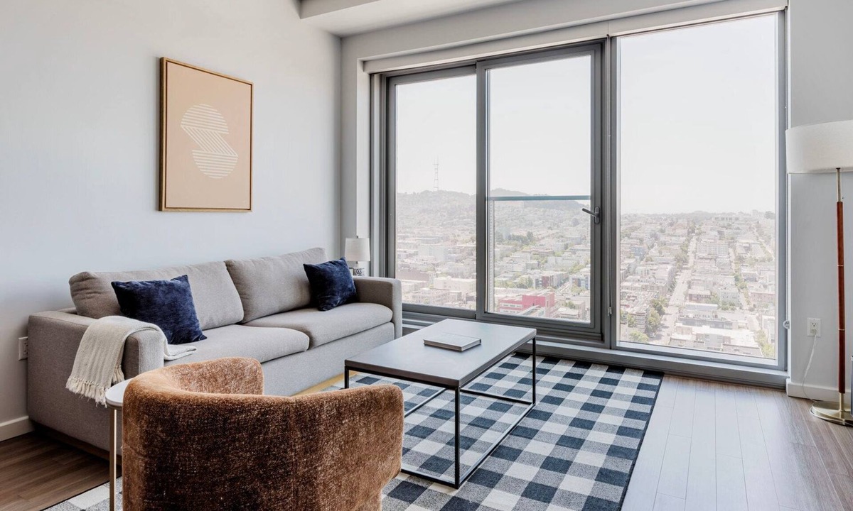 Civic Center Apartment | Clean Hayes Valley 1BR w/Gym, Rooftop, Pool & Sports