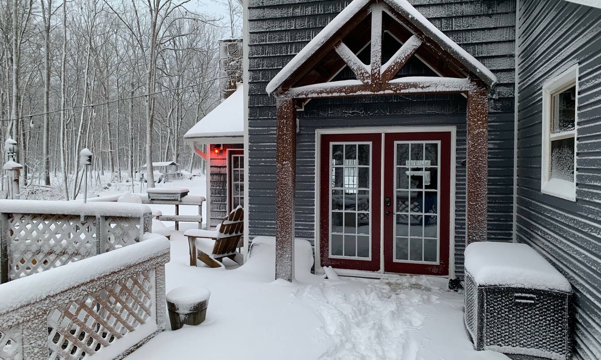 Clifftops Cabin | Clifftops cabin with access to lake, bluff views, Sewanee