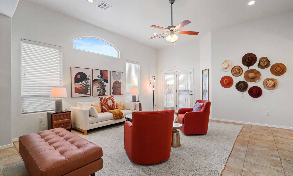 Las Cruces House | Comfy SW Home with Private Yard & Mountain Views!