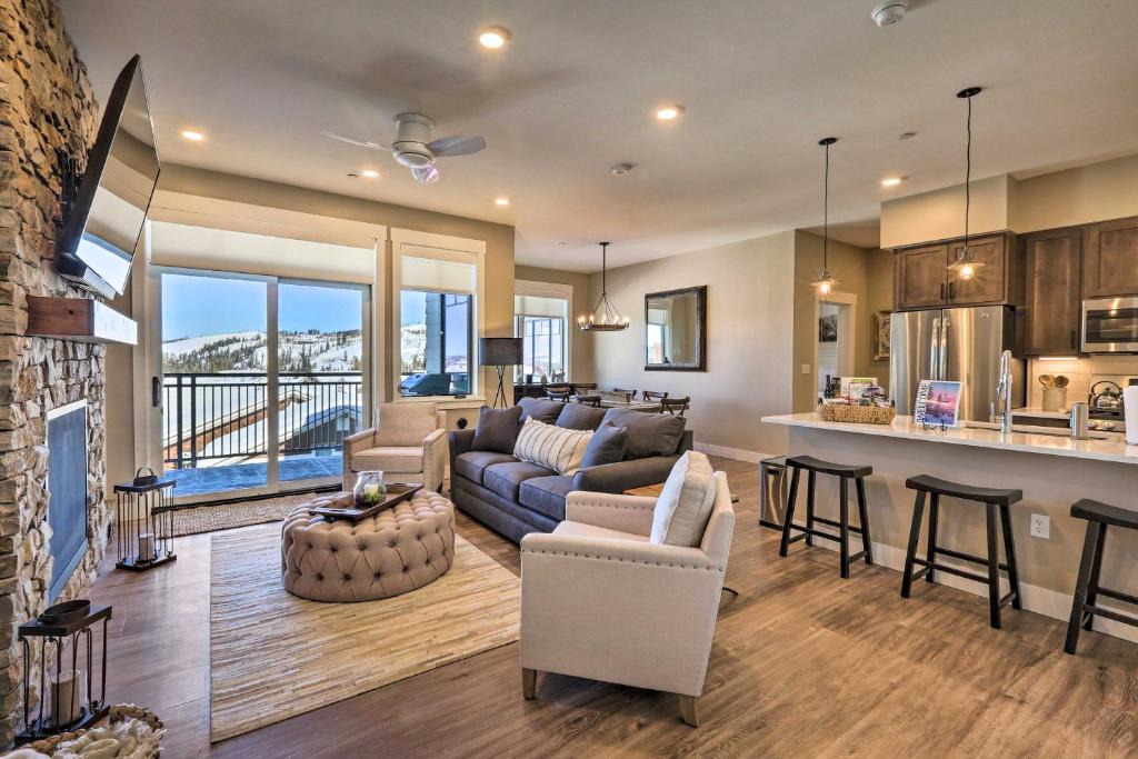 Winter Park Apartment | Condo with View - 1 Block to Main St - 4 Mi to Ski!