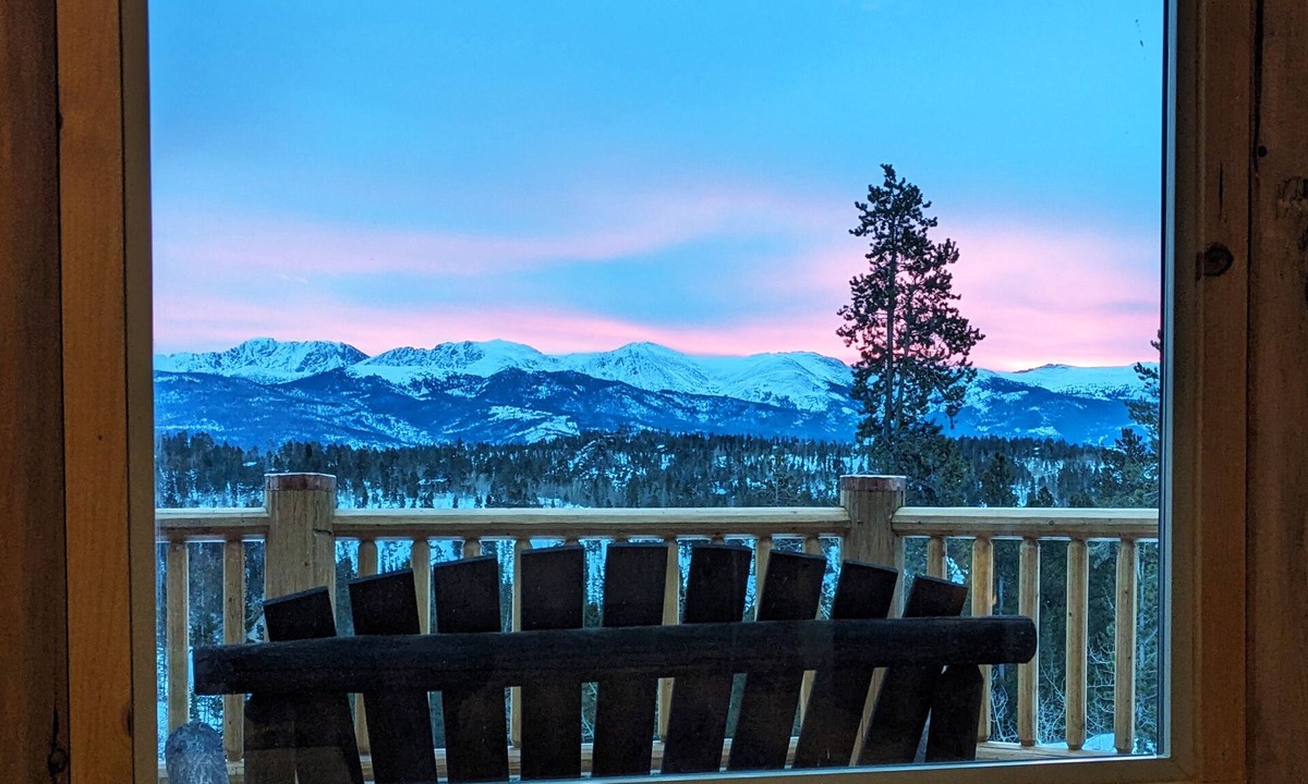Winter Park Highlands House | Continental Divide Views! New Log Home w/Hot Tub!