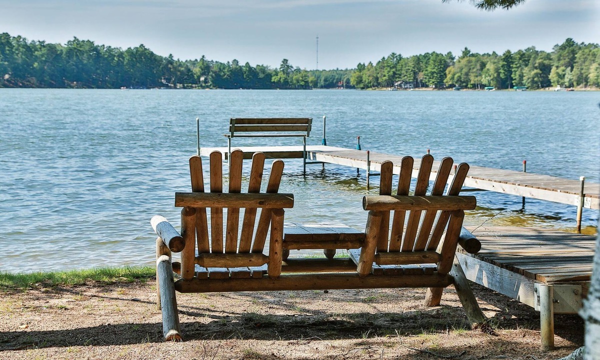 St Germain Cottage | Cottage 3 - Hiller's Pine Haven - Enjoy a breathtaking lake view - Free WIFI
