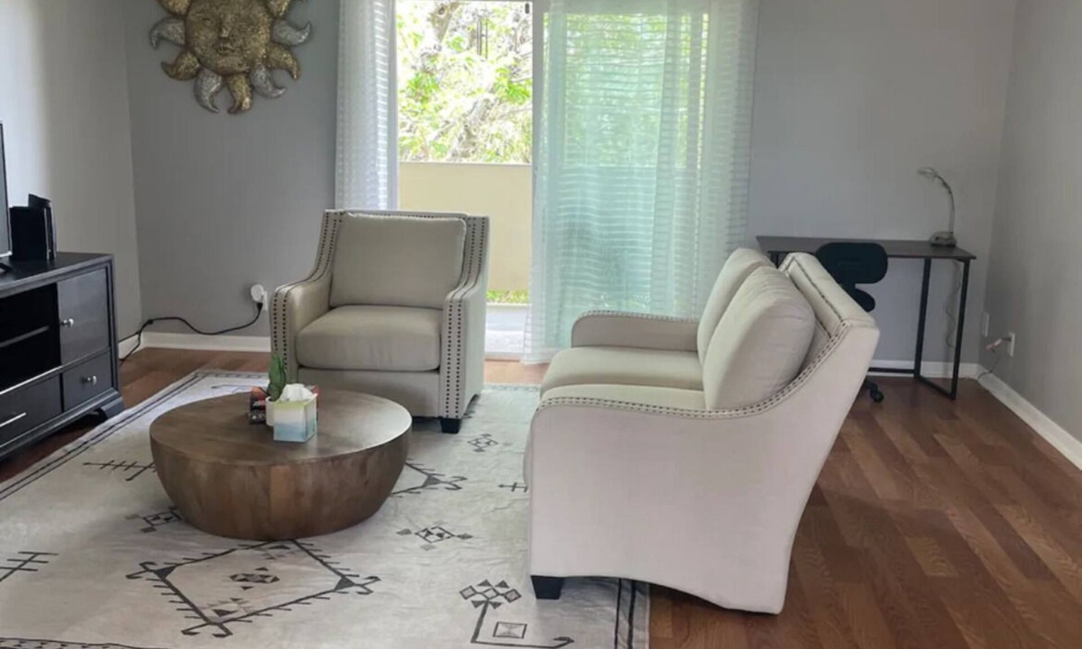 El Paso Condo | Cozy 2-bedroom condo with amazing views WiFi and AC in W. El Paso