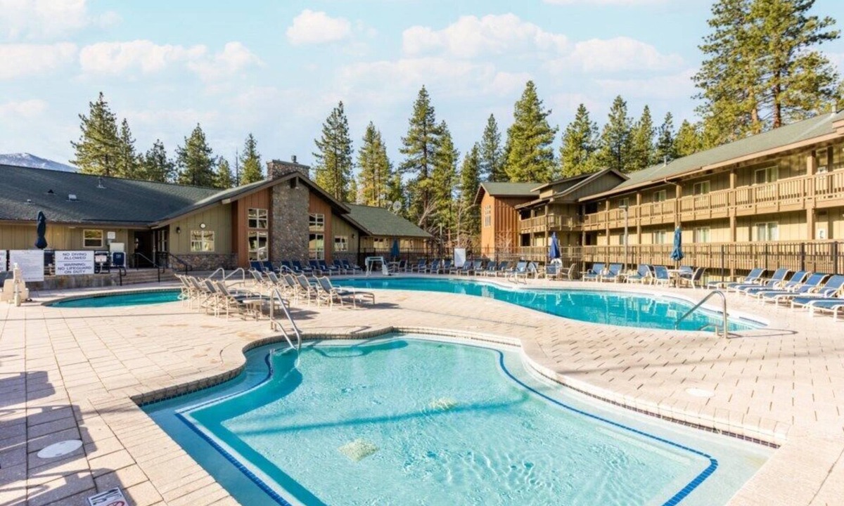 Club Wyndham South Shore | Elk Point