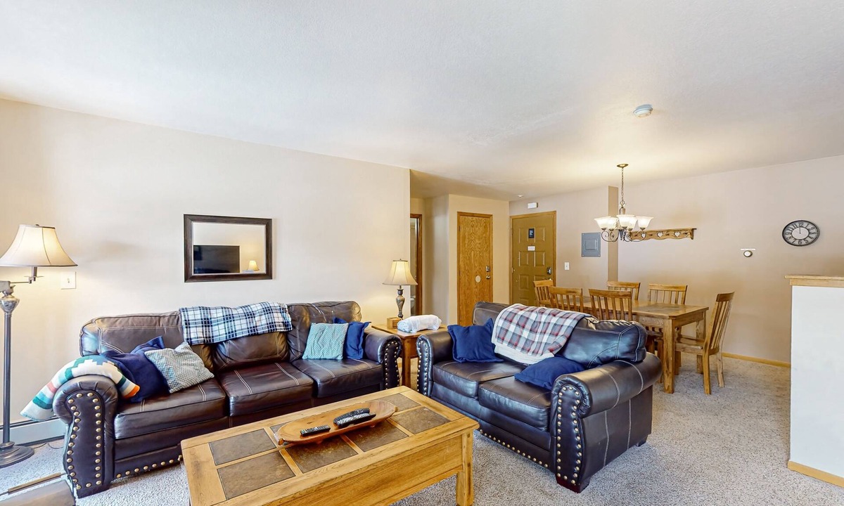 Wildernest Condo | Cozy condo with mountain views & fireplace - close to skiing