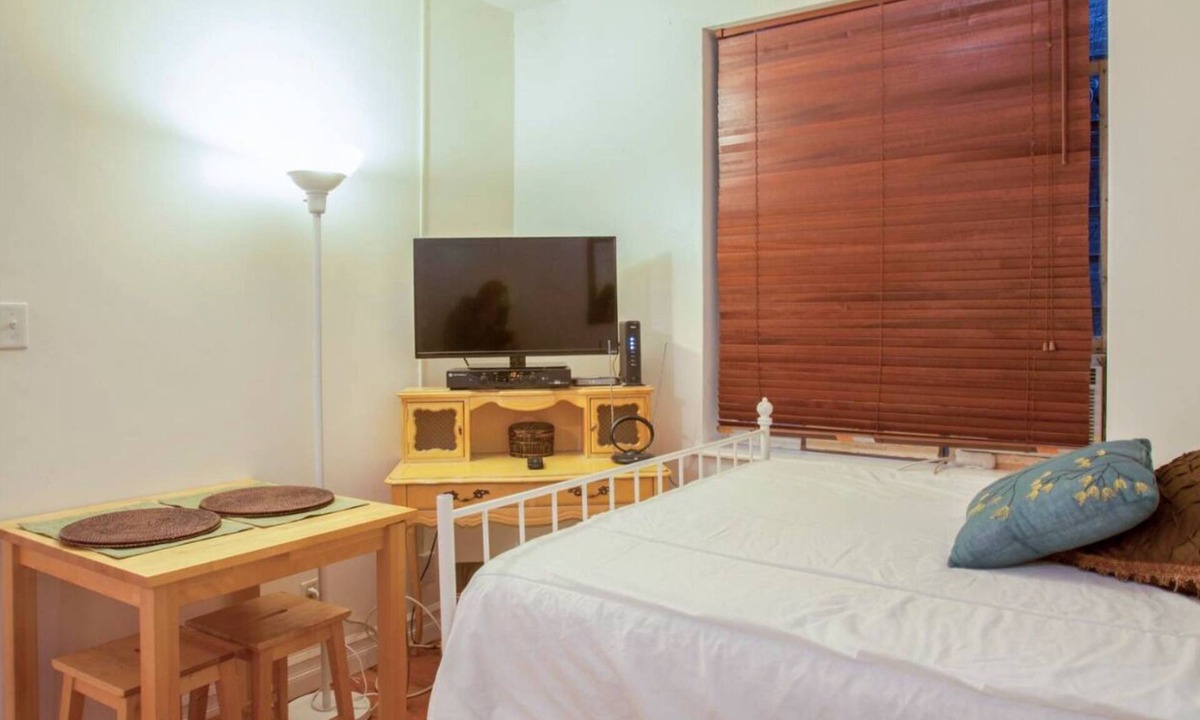 Theatre District Apartment | Cozy Studio Steps from Boston Common and Theaters