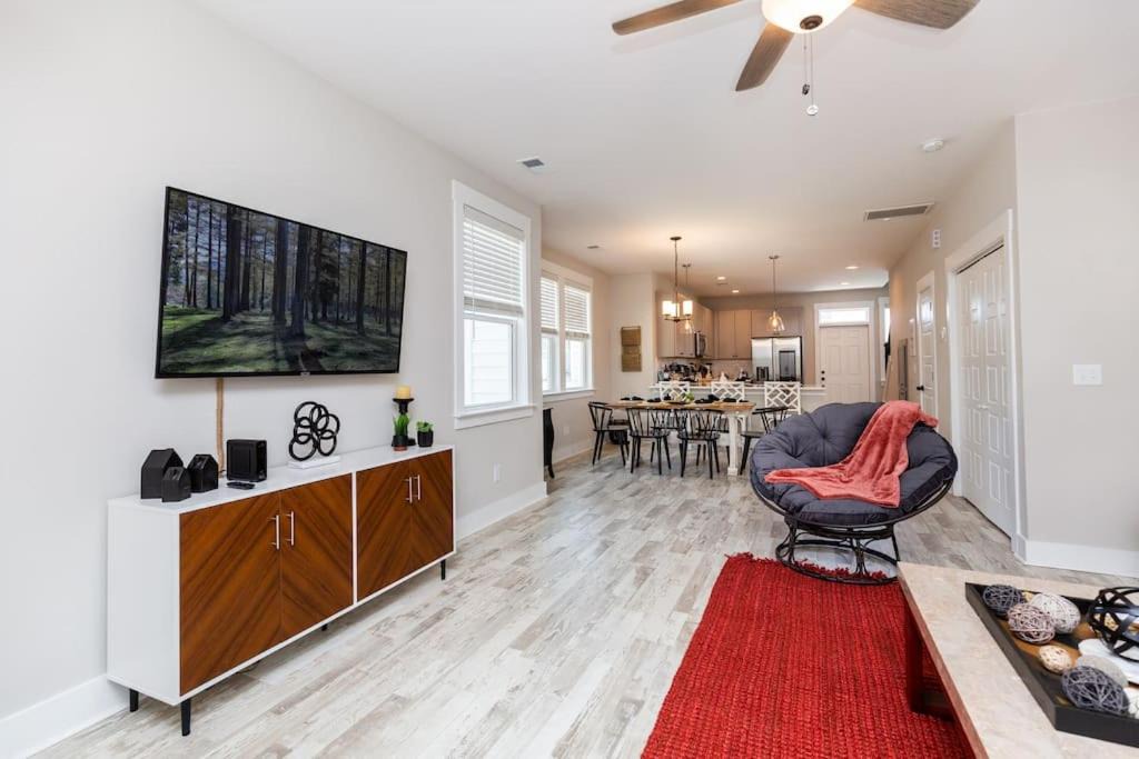 North Charleston House | Creekside Bungalow - 4 mi to downtown Charleston