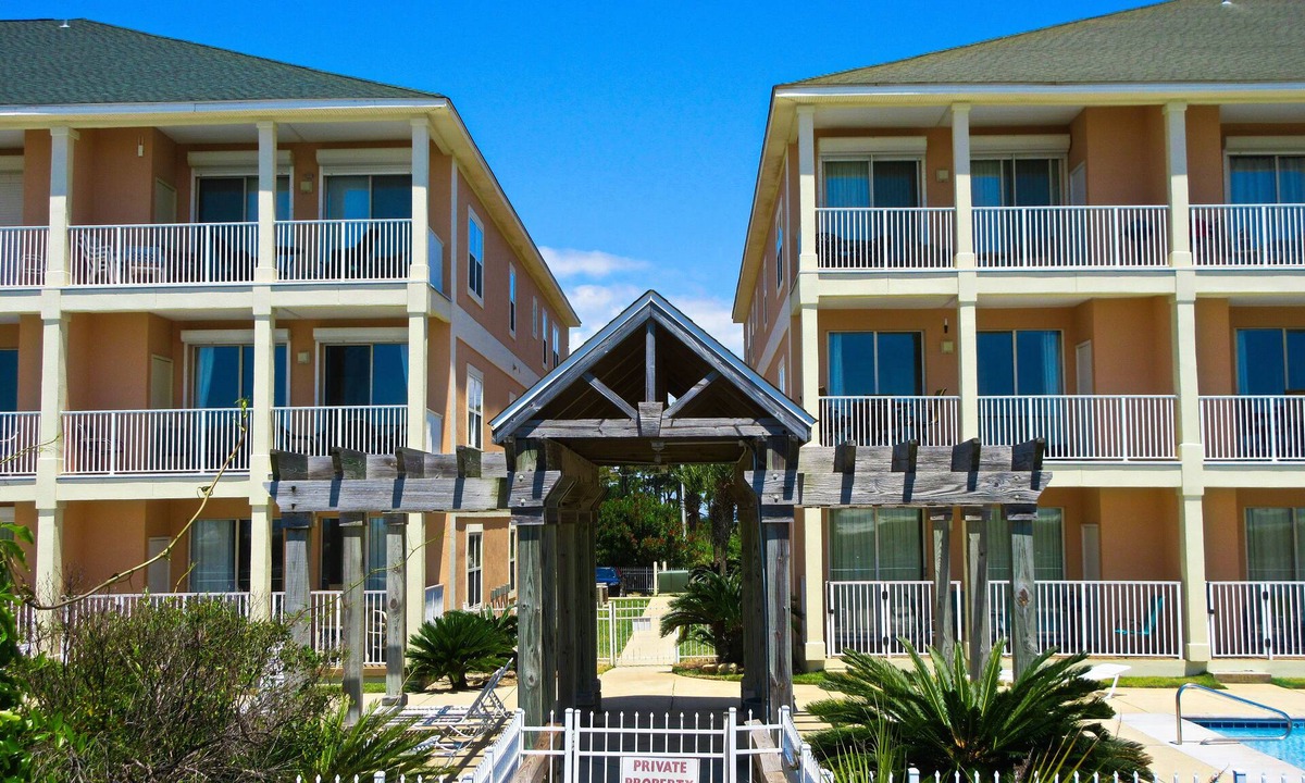 Dauphin Island Condo | Dauphin Island Beach Club 101 Ground floor walk right out to Pools and Beach!