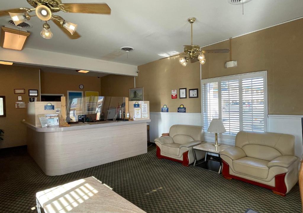 Deming Hotel | Days Inn by Wyndham Deming