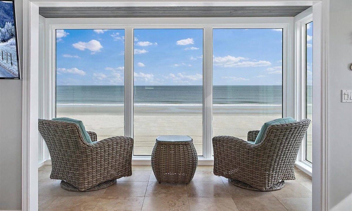 Vilano Beach House | ~Direct Beachfront Oceanfront~Incredible Views~