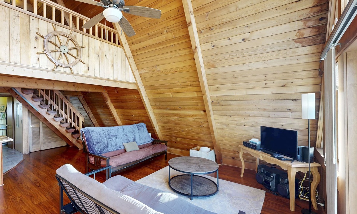 Roads End Cabin | Dog-friendly A-frame cottage—oceanfront with ocean views & two blocks from beach