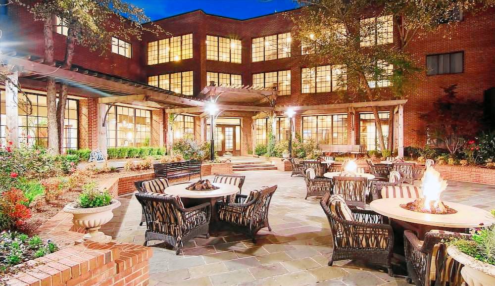 Barclay Downs Hotel | DoubleTree Suites by Hilton Charlotte/SouthPark