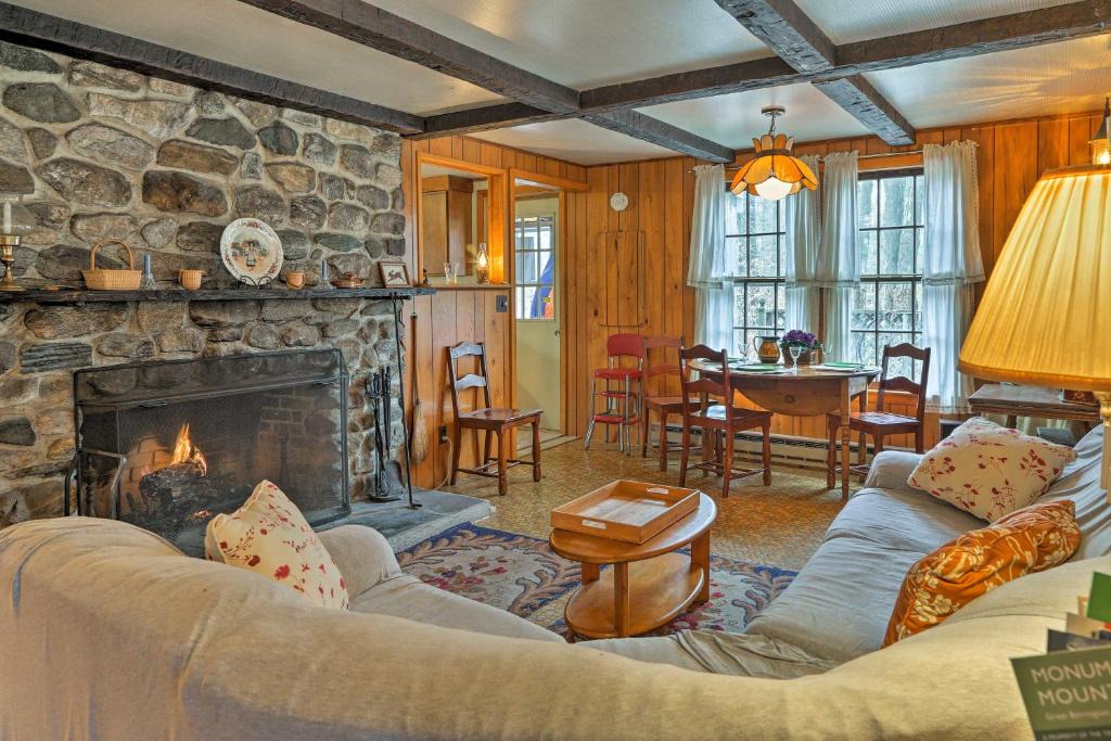Otis House | East Otis Reservoir Cabin with Porch - Walk to Lake!