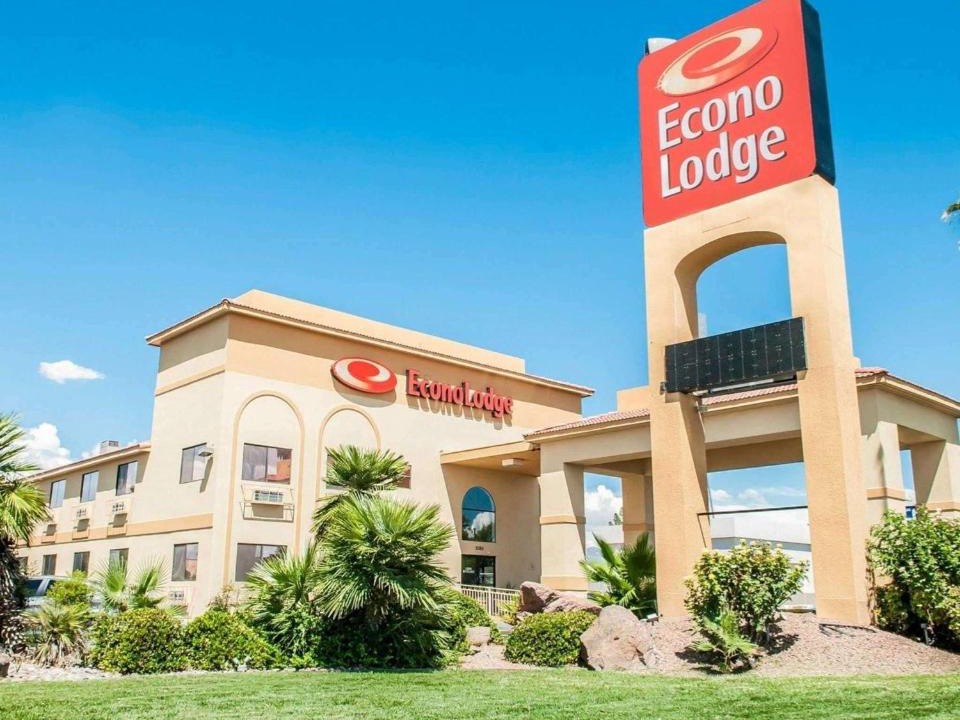 Mesilla Park Cabin | Econo Lodge Las Cruces University Area