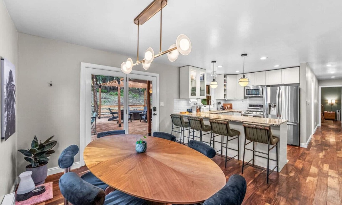 Hangen Ranch And M and B House | Evergreen Hideaway: Game Room, Sauna + Fire Pit