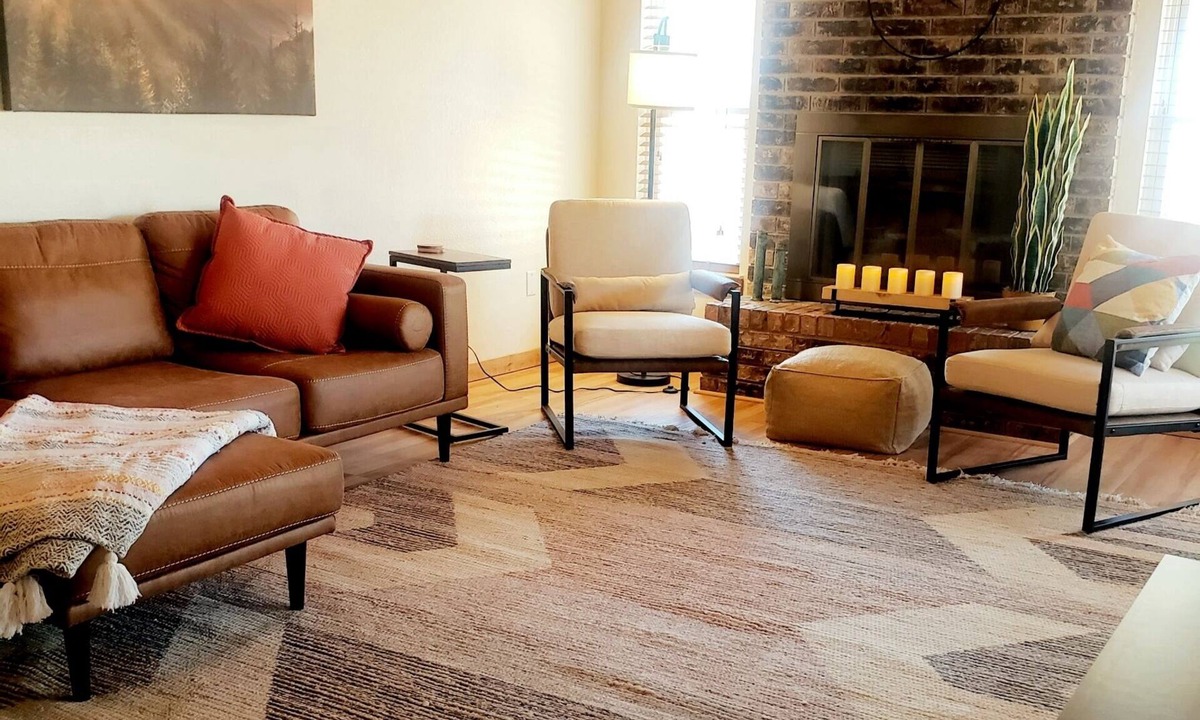 Alamogordo House | FAMILY FRIENDLY WITH GAMEROOM AND FENCED BACKYARD