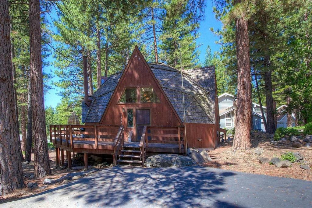 Incline Village House | Fool Around House by Lake Tahoe Accommodations