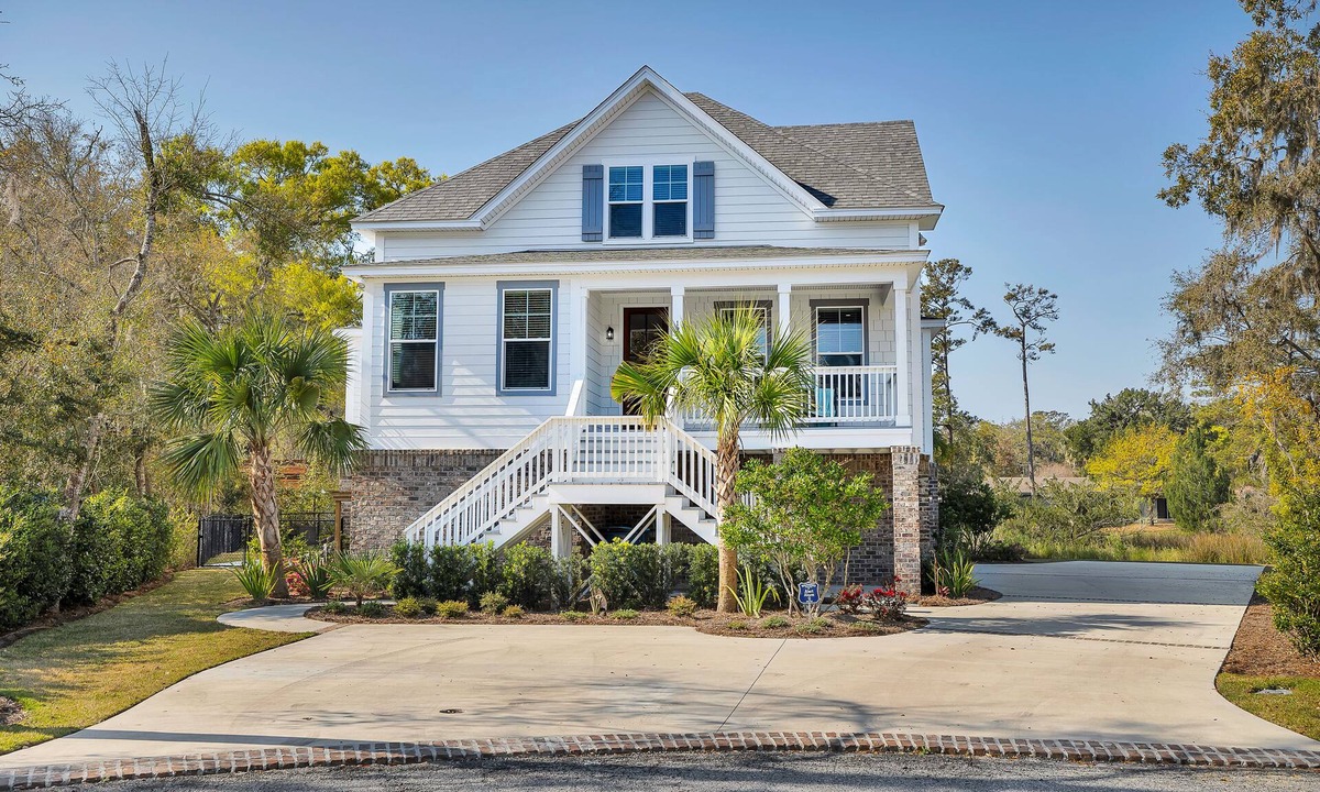 Saint Simons Heights House | Four Bedrooms with heated pool!