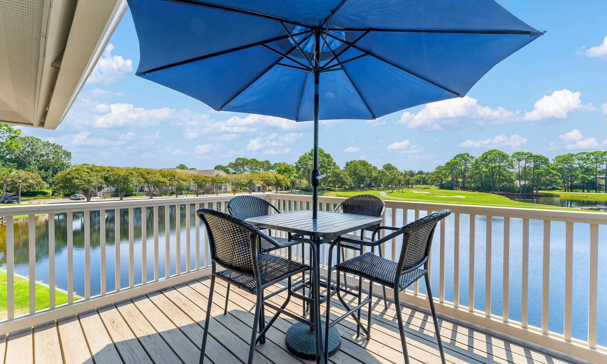 Sandestin Condo | Golf Cart ~ Water View ~ Community Pool ~ Private Resort Beach Access