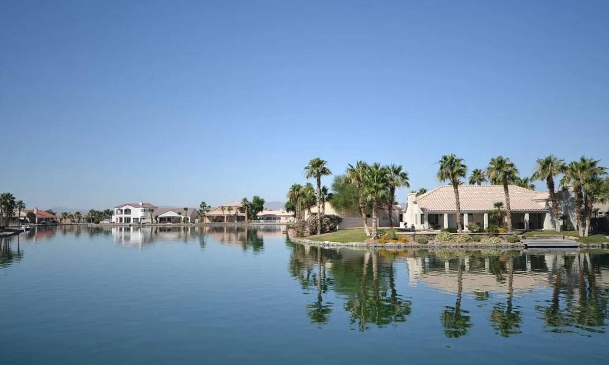 Fort Mohave House | Gorgeous 5-Star Home on the Lake, near Laughlin/Bullhead Casinos & Lake Mohave