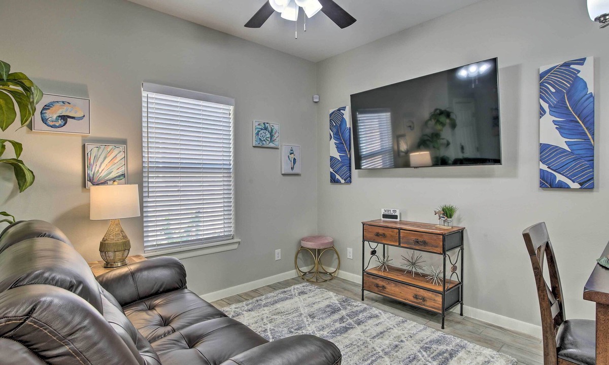 Edinburg Apartment | Gorgeous Edinburg Getaway ~ 2 Mi to UTRGV!
