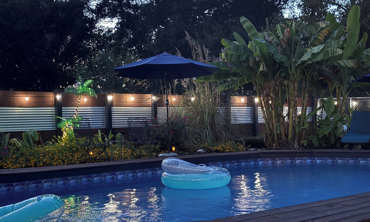 Lakeland House | Gorgeous fully-furnished home in serene farmlike setting