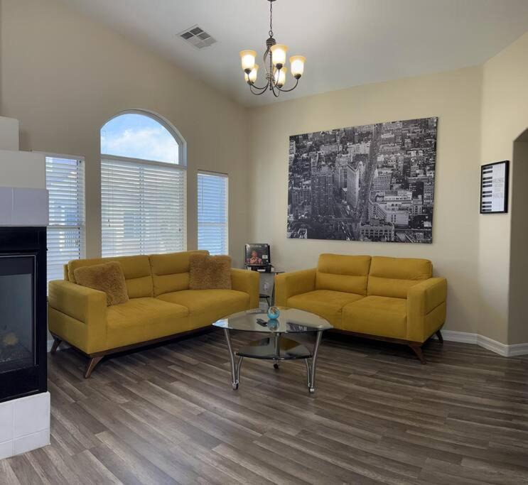 Las Vegas Apartment | Gorgeous home away from home