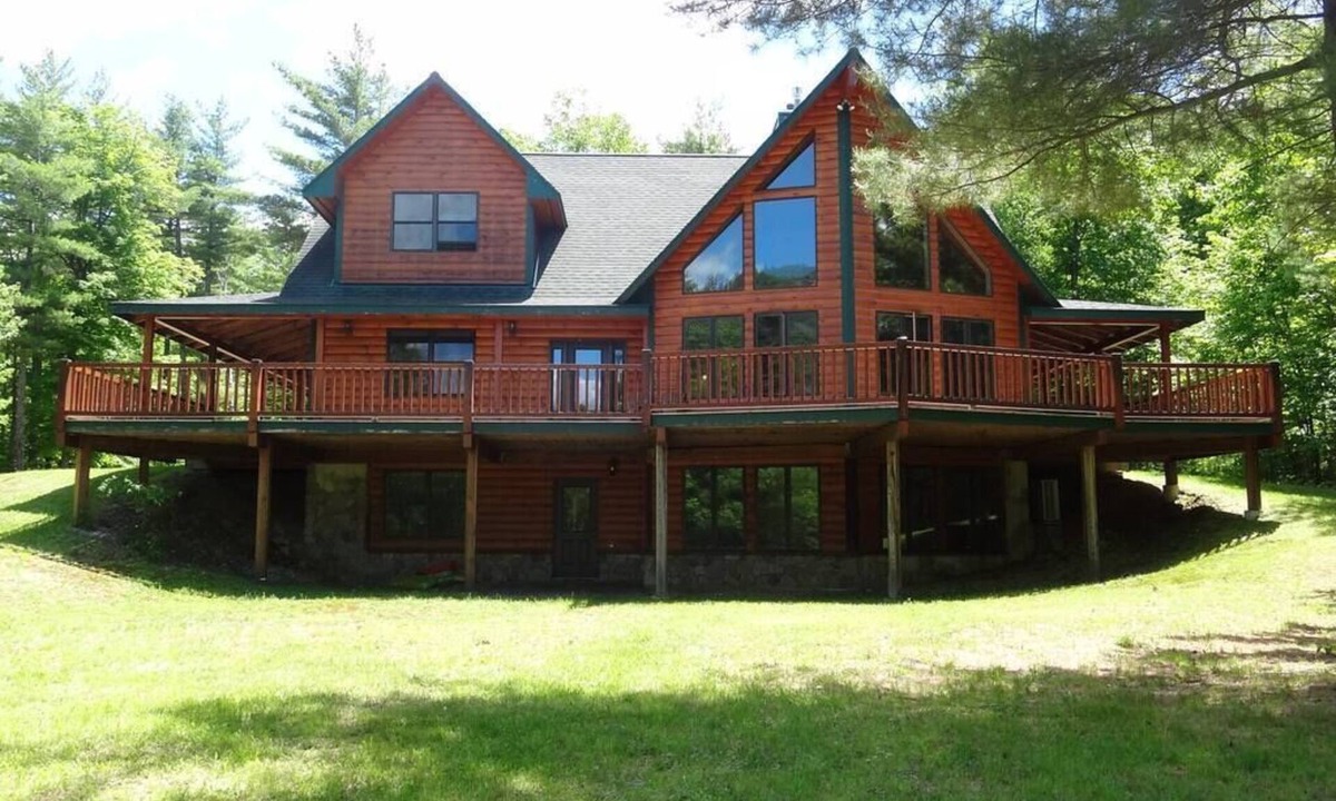Jay House | Grand Ebs View Lodge, Ultimate Log Luxury, Stunning Views, Hot Tub & Sauna, EV Charger, 3D Tour