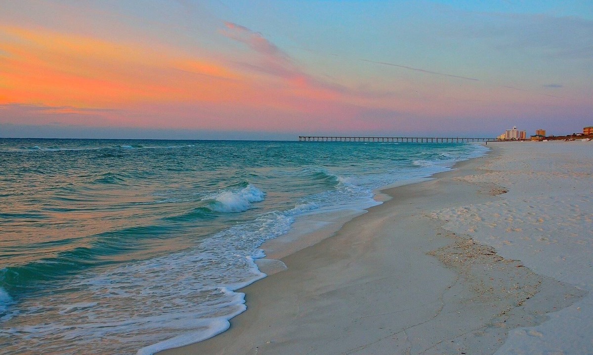 Pensacola Beach Condo | 𝔾𝕦𝕝𝕗𝔽𝕣𝕠𝕟𝕥 Emerald Isle- "My Blue Heaven" 5-Star Reviews/Walk to All