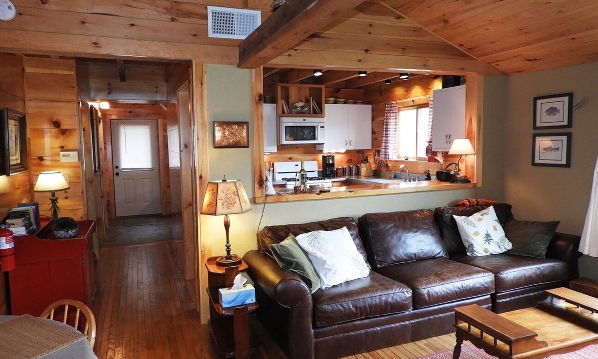 Olmstedville Cottage | Hand-Crafted Cottage near Gore Mountain and Minerva Lake