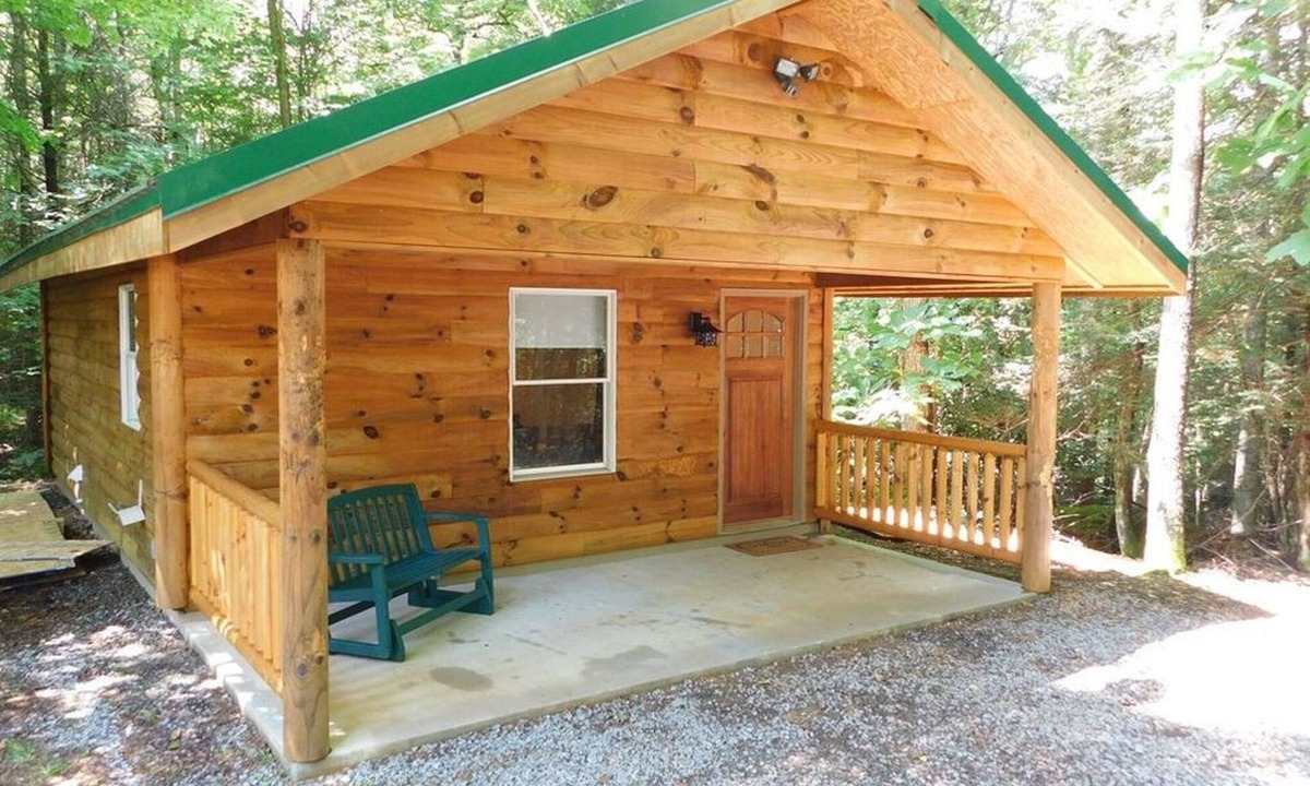 Bastian House | Hawk's Nest Mountaintop House retreat with trails to waterfall