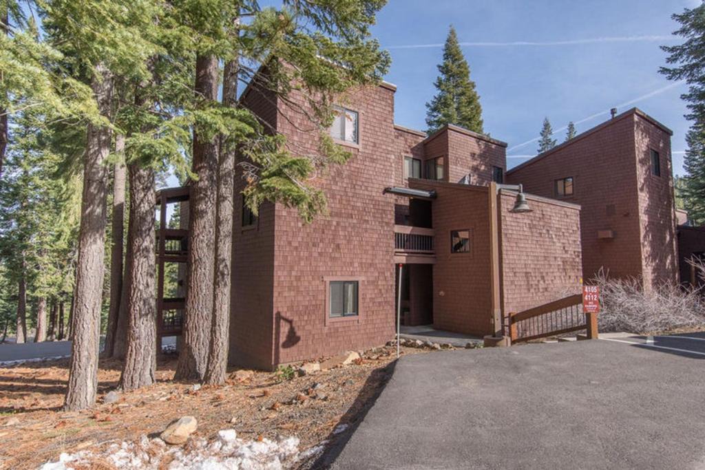 Truckee House | Hodges by Tahoe Truckee Vacation Properties
