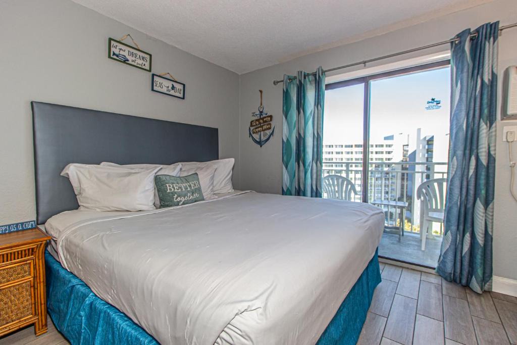 Myrtle Beach House | Holiday Home in Myrtle Beach 51204