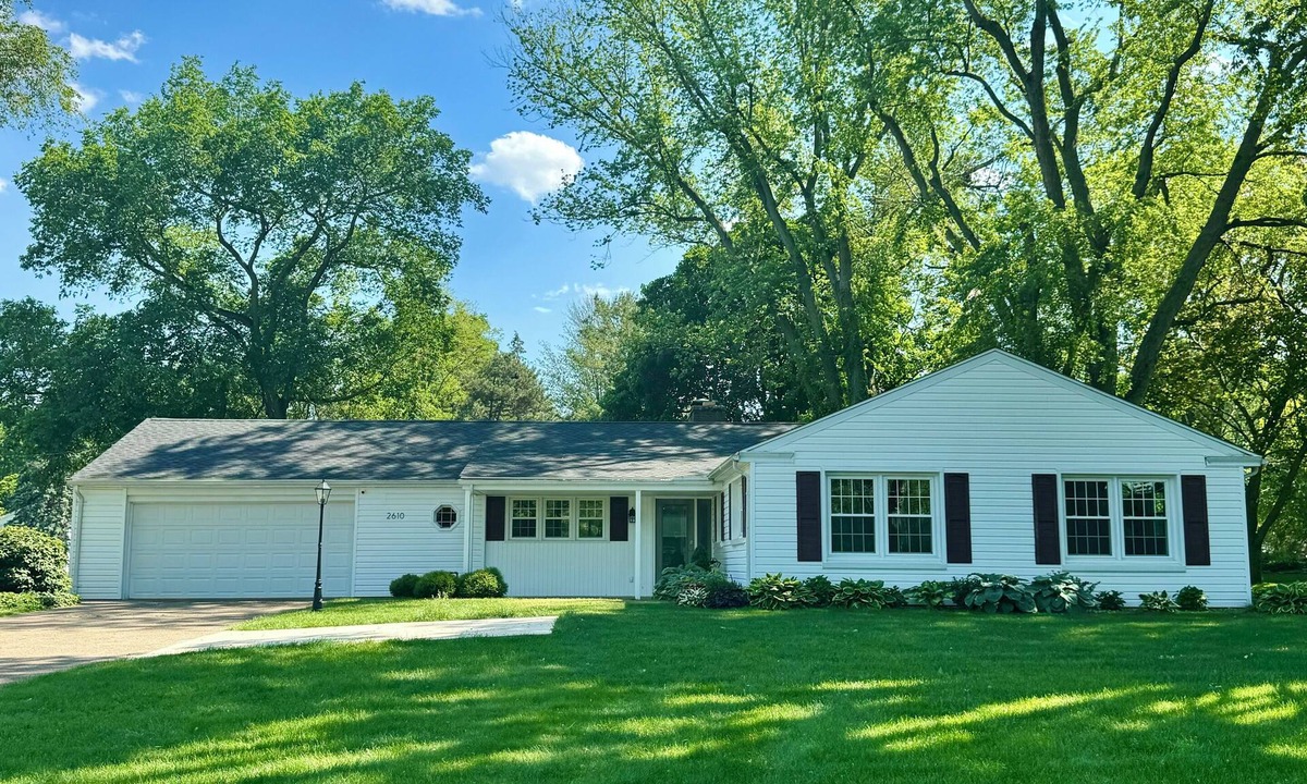 Sandusky House | House Next Door - Minutes to Cedar Point & Islands