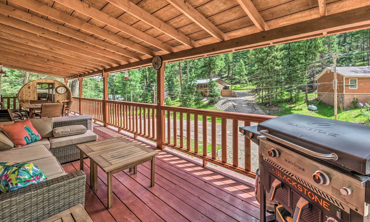 Cloudcroft House | 'Inn the Clouds' - Charming Cloudcroft Escape