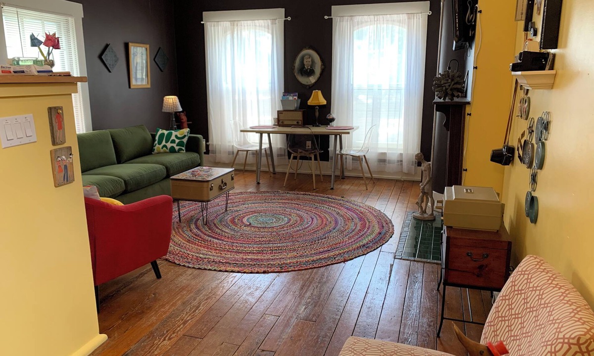 Covington House | It’s “Always Friday” Here!