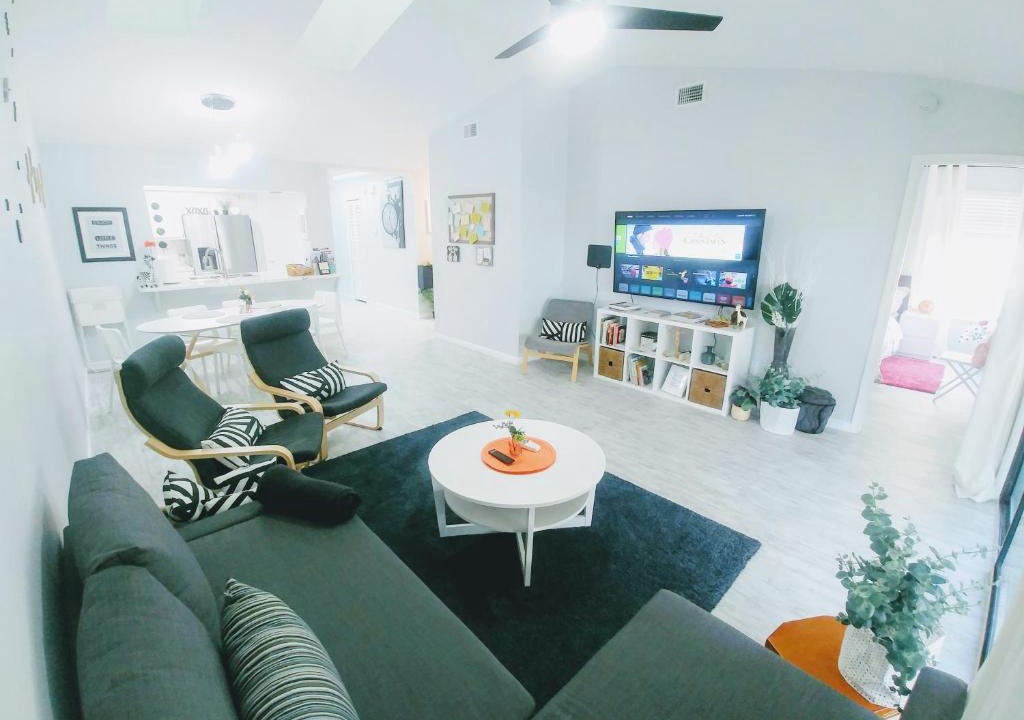 Sandalwood House | JaXRelaX for 8 guests 5bed 3TV