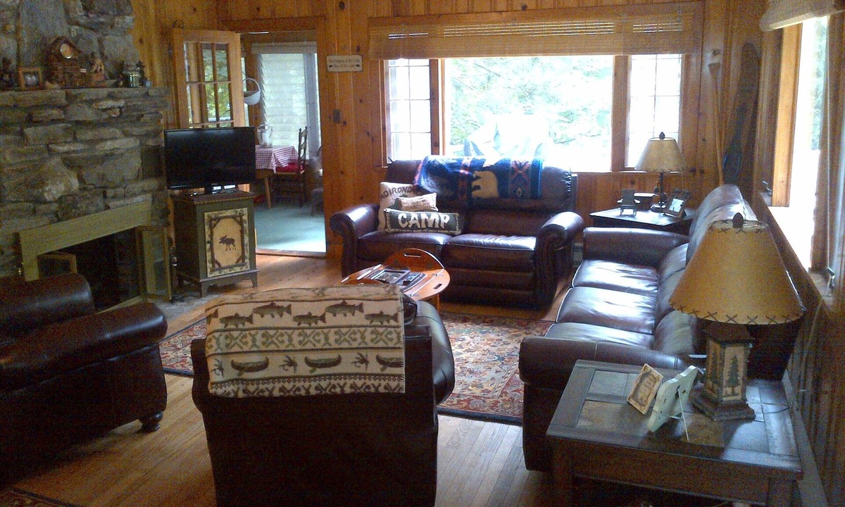 Lake George Cabin | Lake George cabin with private association beach, patio, deck and all amenities!
