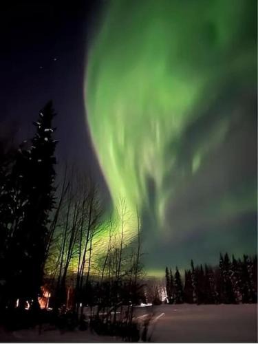 North Pole Apartment | Lakefront Aviators Aurora Retreat