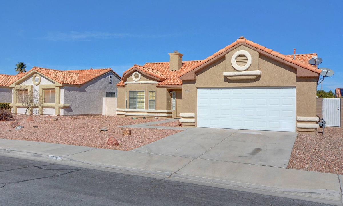 Green Valley North House | Las Vegas Cozy Relaxing Home 5-10 mins from Strip