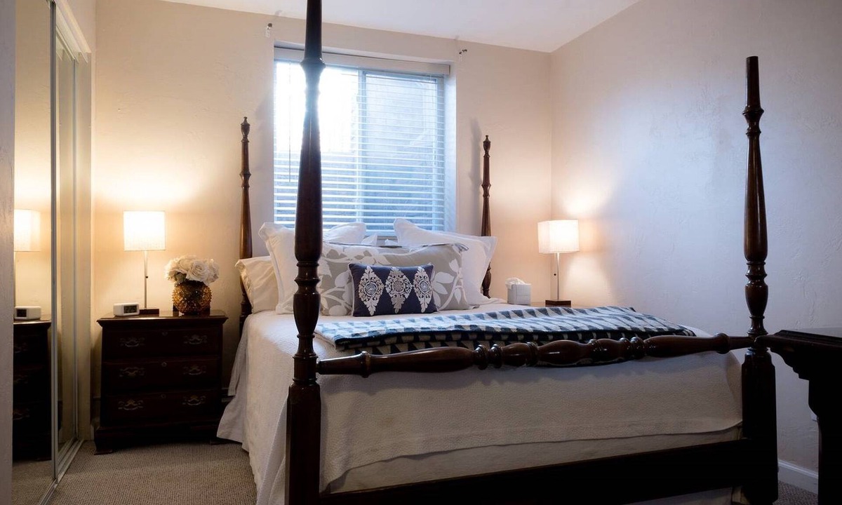 North Boulder Apartment | Like HOME but BETTER: near Foothills, pvt.apt. in FAB home YOU'LL LOVE IT!