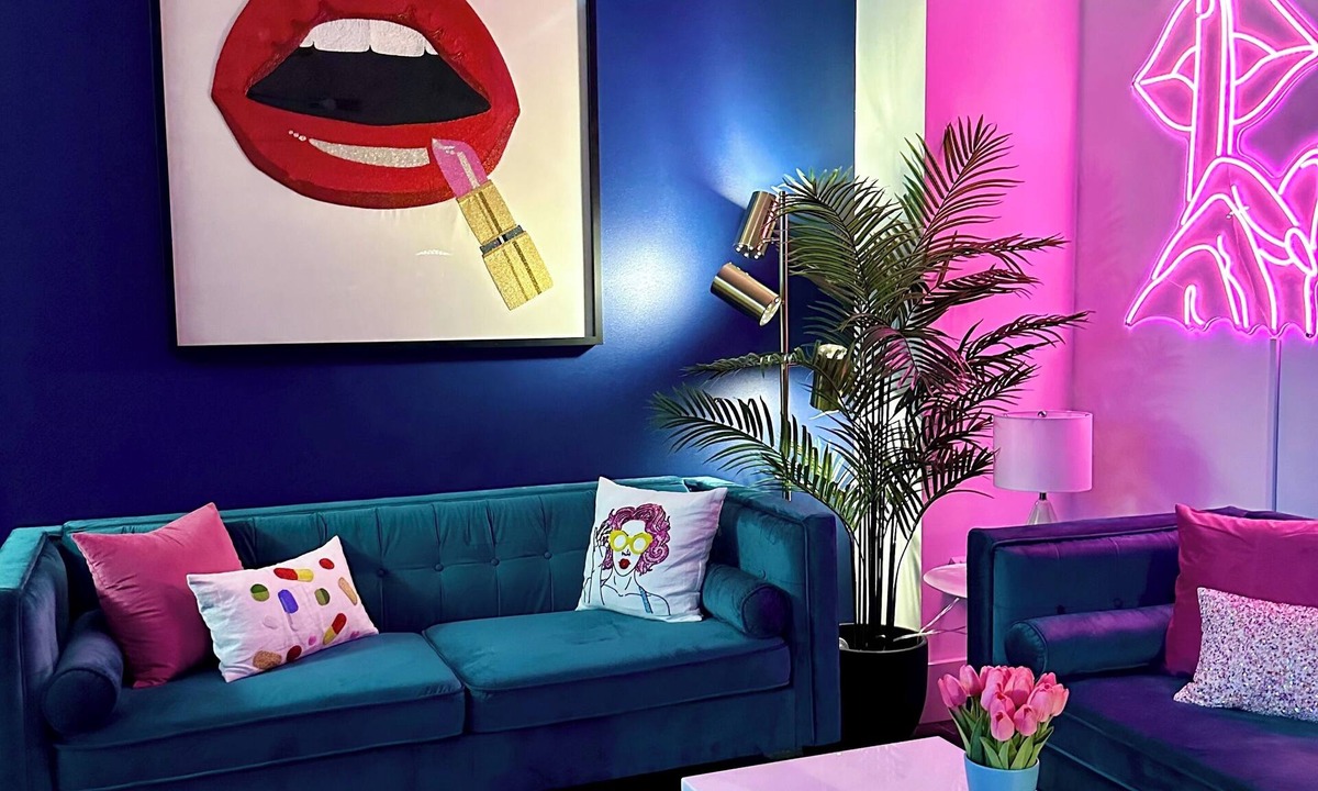 Central Business District Condo | Location! Location! Location! “Happy Chic” 3BR/2BA modern condo near Bourbon!