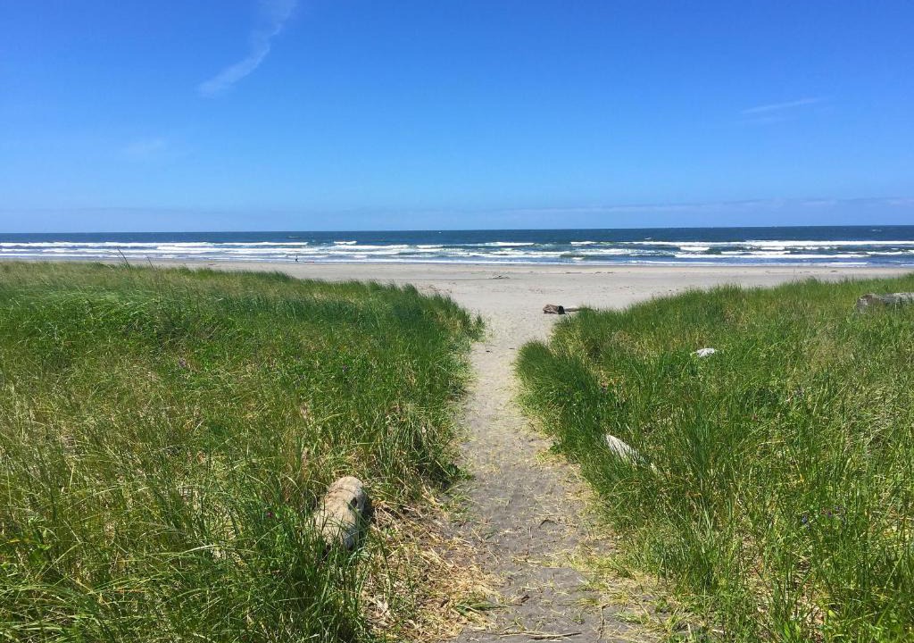 Seaview Resort | Long beach Camping Resort Yurt 8