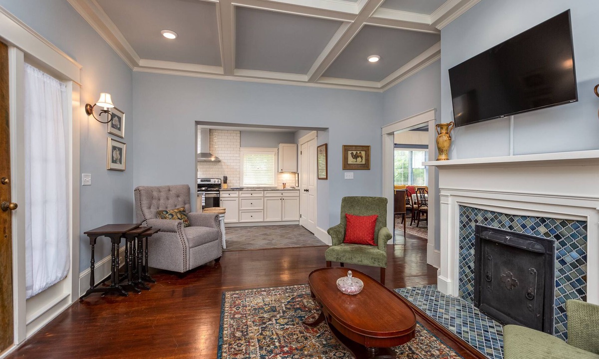 Winston - Salem House | Luxurious, Historic 4BR Home in Downtown Winston