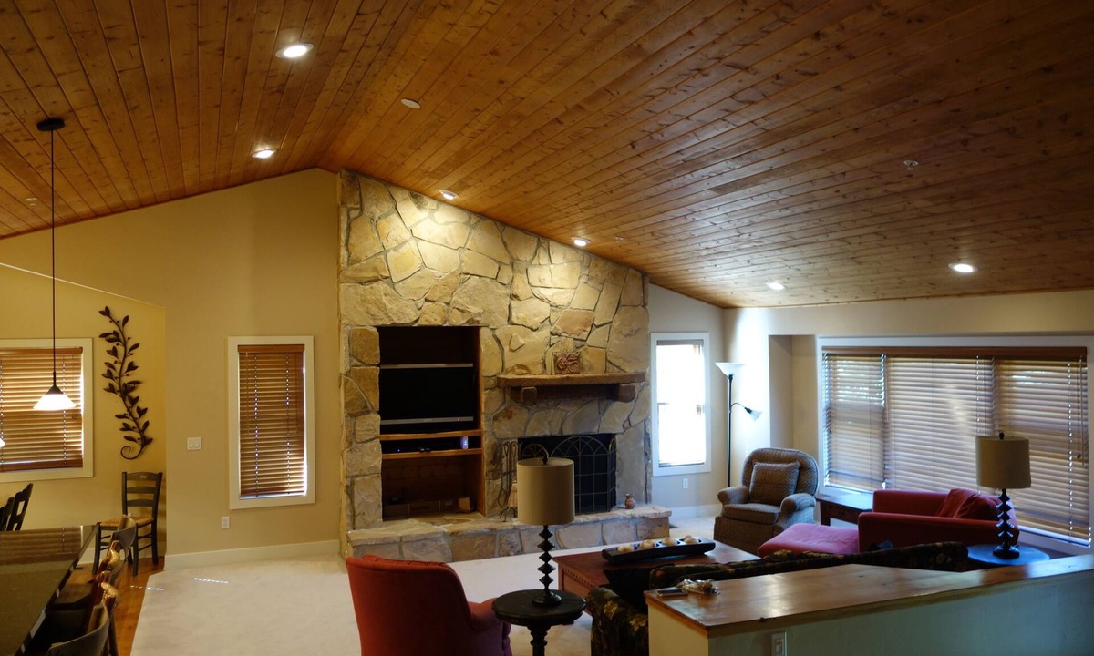North Park City House | Luxury 4BR Twinhome Sleeps 12. Near ski resorts & bus. 3000 sq ft,