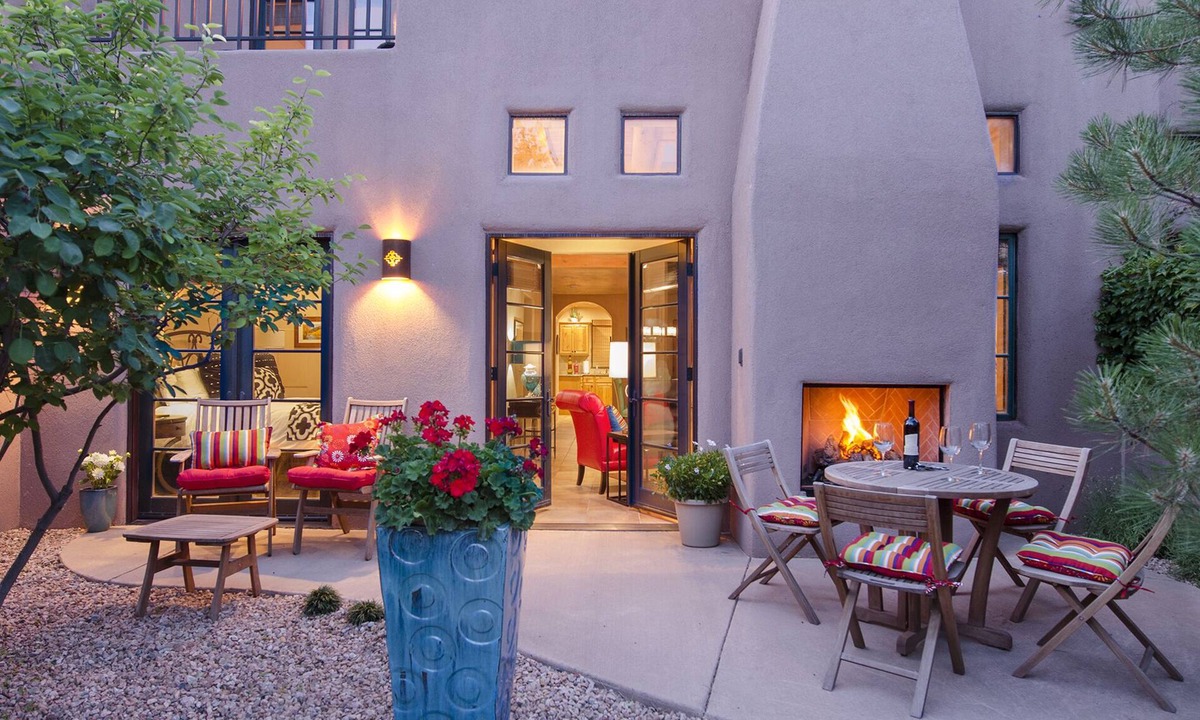 Downtown Santa Fe Condo | Luxury in "THE HEART OF" Santa Fe! 3 Bed/3 Bath Townhouse 3 block walk to Plaza