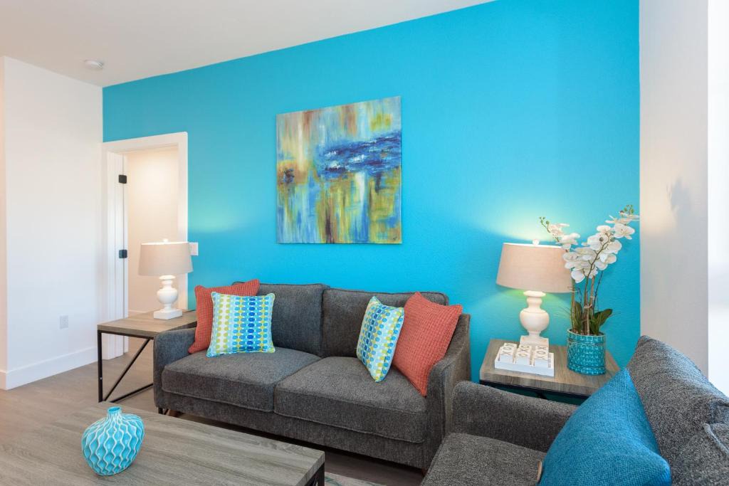 Carlsbad Village Apartment | Luxury Loft with Spa& Gym Close to Beach
