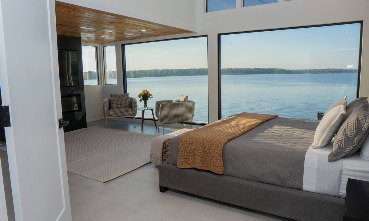 Fort Washington House | Luxury Riverfront home - breathtaking view and BRAND NEW - 20 min from DC.
