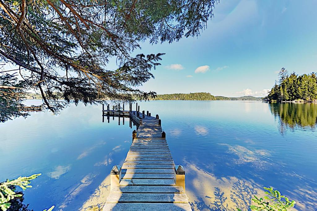 Dunes City House | Marty's Lakehouse on the Coast