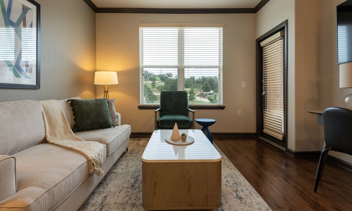 Steiner Ranch Apartment | Modern Apartment in Prime Location (ID3752X32)